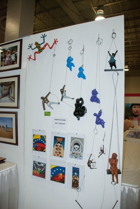 Gerardo Fernández' acrobats, sold by Samán Arte